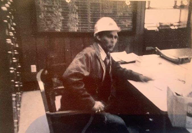 Stanley Mudge Jr. at a centralized welding plant, Amarillo, 1980. 